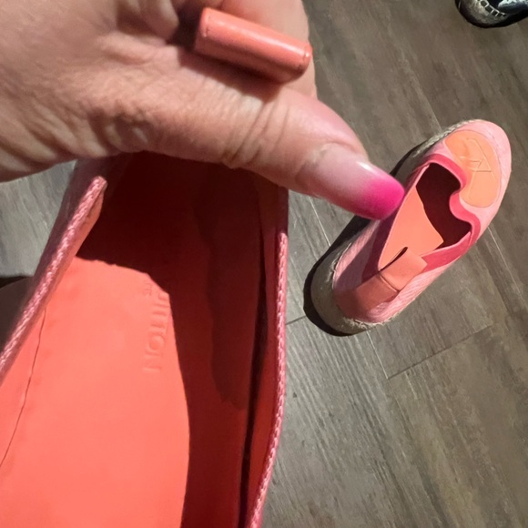 LV Shoes size 37 but undersized better 36 size good condition - Picture 7 of 7